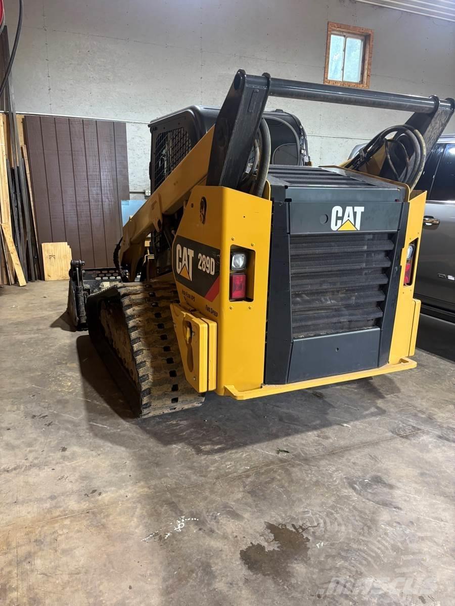 CAT 289D Мини товарачи

