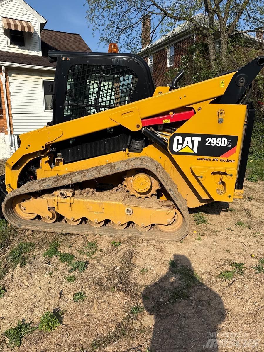CAT 299D2 Мини товарачи
