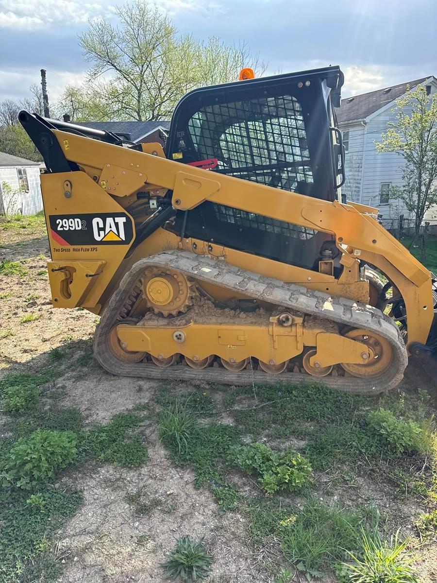 CAT 299D2 Мини товарачи
