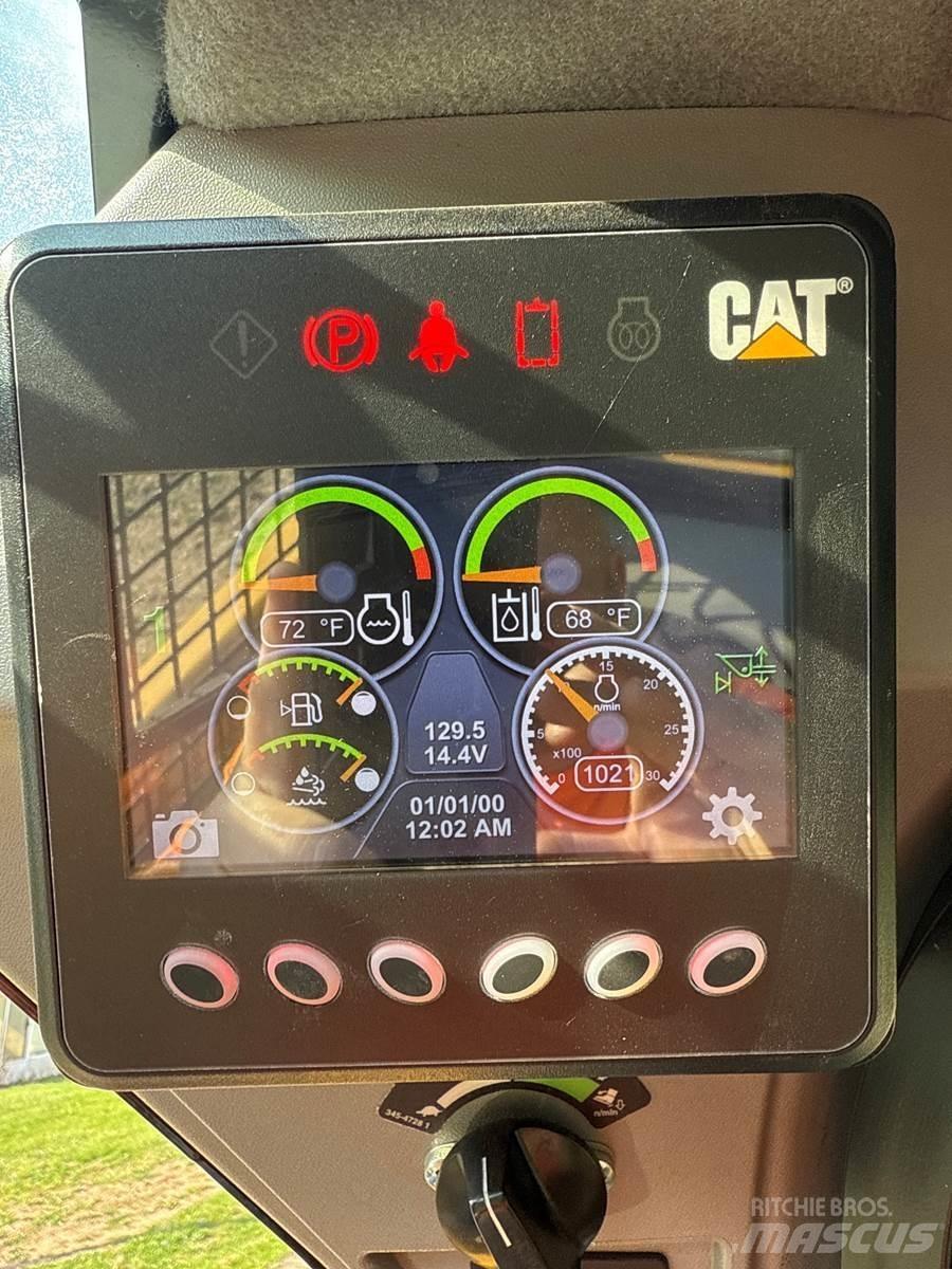 CAT 299D2 Мини товарачи
