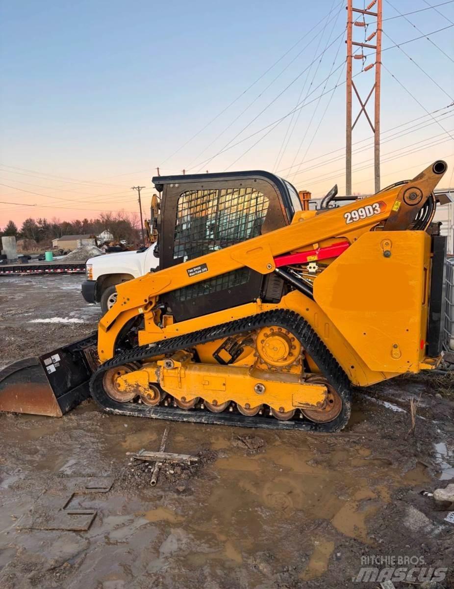 CAT 299D3 Мини товарачи
