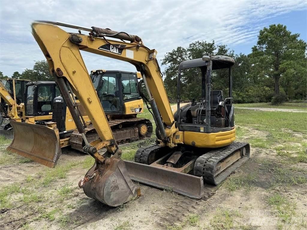 CAT 304CR Мини екскаватори < 7 т