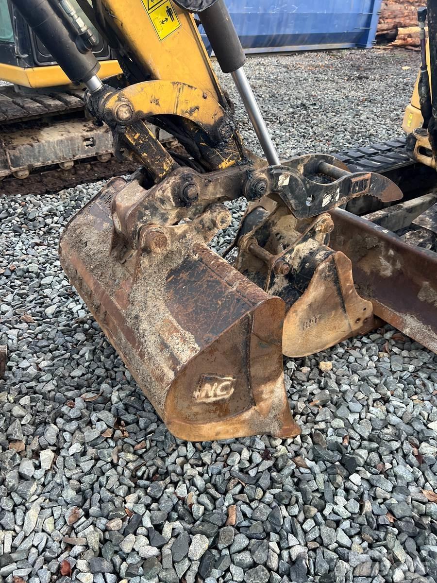 CAT 305 Мини екскаватори < 7 т