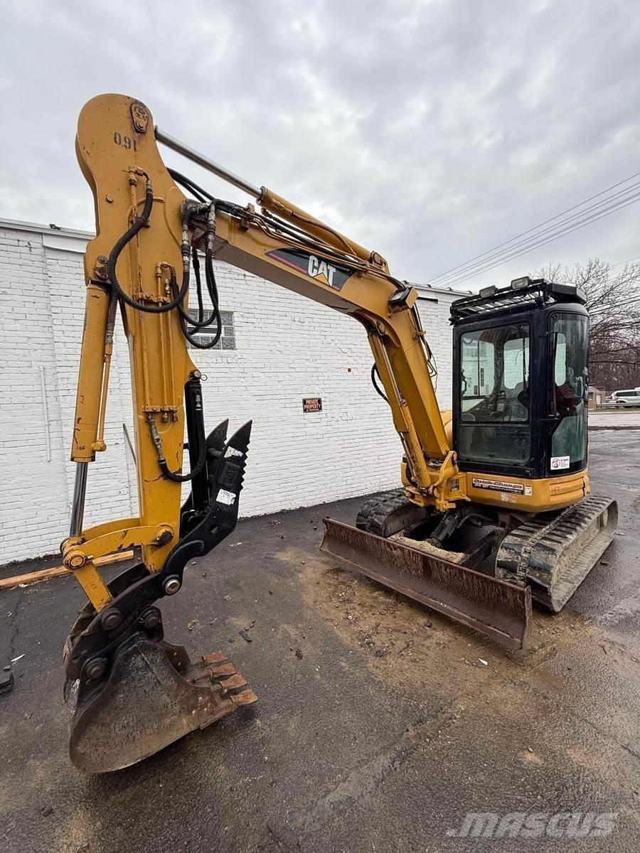 CAT 305CR Мини екскаватори < 7 т
