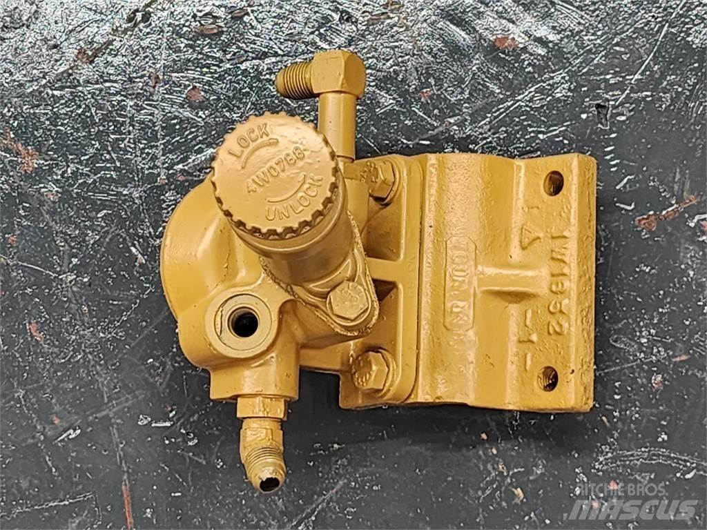 CAT 3208 Транспорт - Други