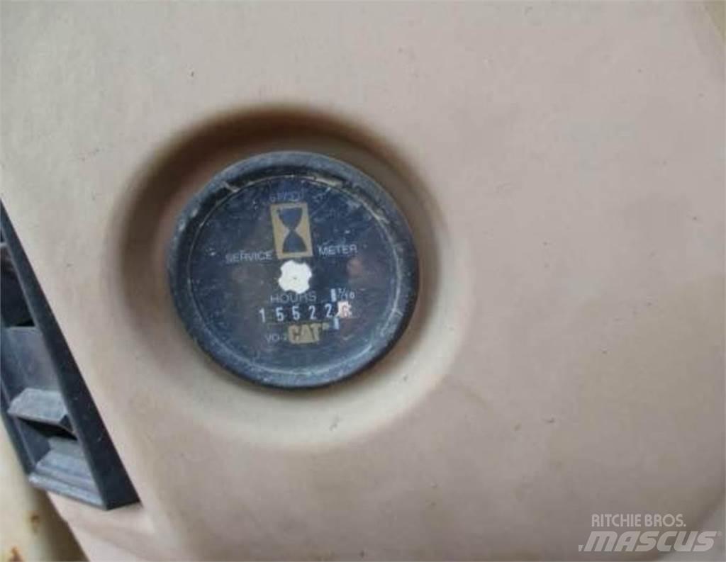 CAT 320L Верижен екскаватор