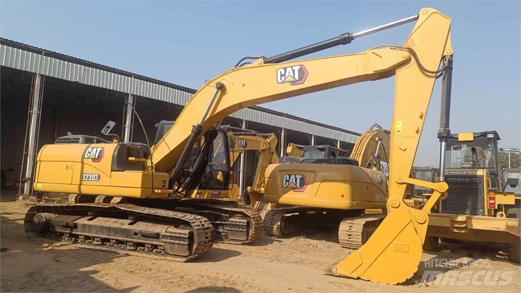 CAT 323D3 Верижен екскаватор