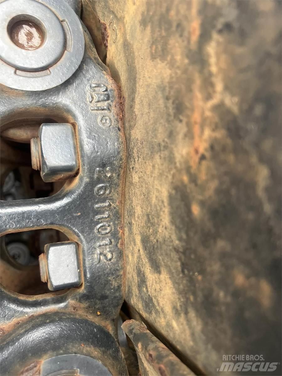 CAT 325 Релси, вериги и ходова част
