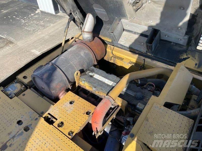 CAT 330D Верижен екскаватор