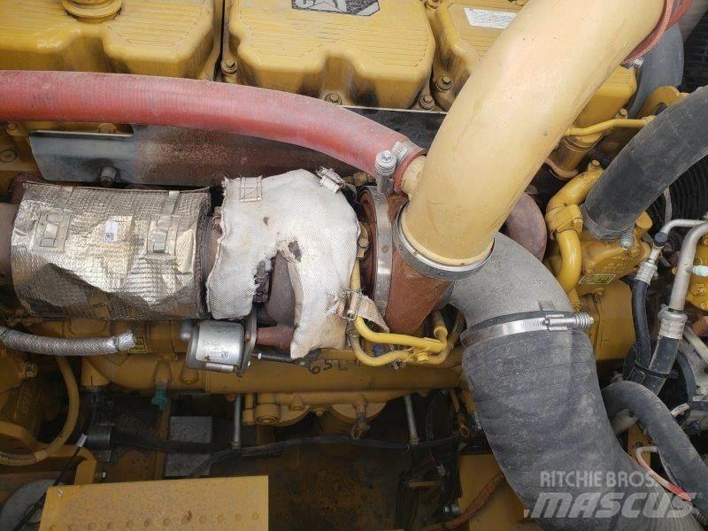 CAT 390FL Верижен екскаватор
