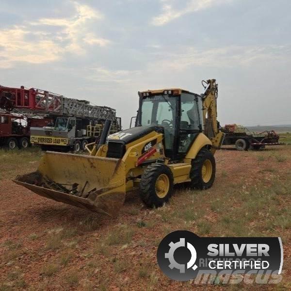 CAT 420E Товарач със заден ексватор