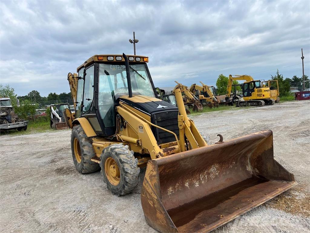 CAT 430D Товарач със заден ексватор