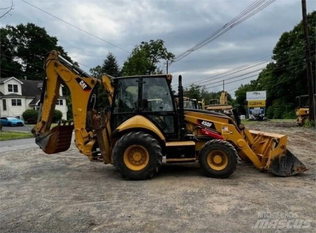 CAT 450F Товарач със заден ексватор