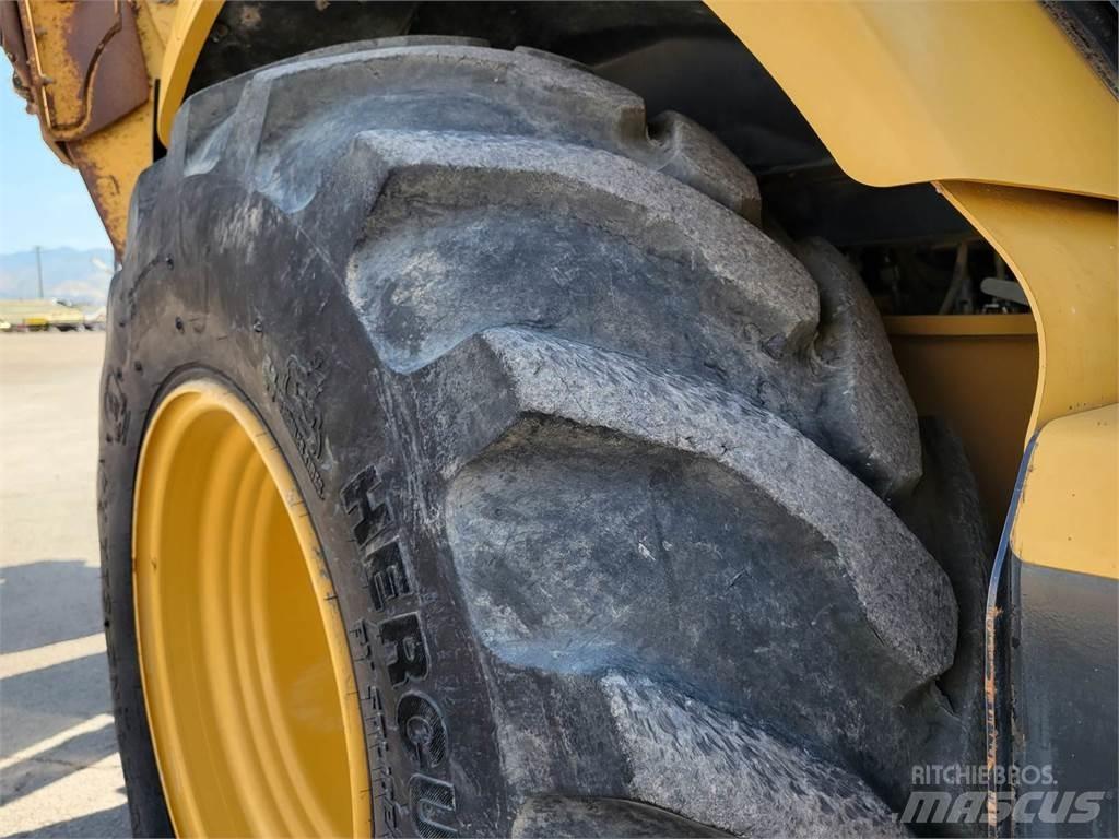 CAT 450F Верижен екскаватор