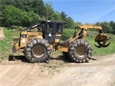 CAT 518C Скидери
