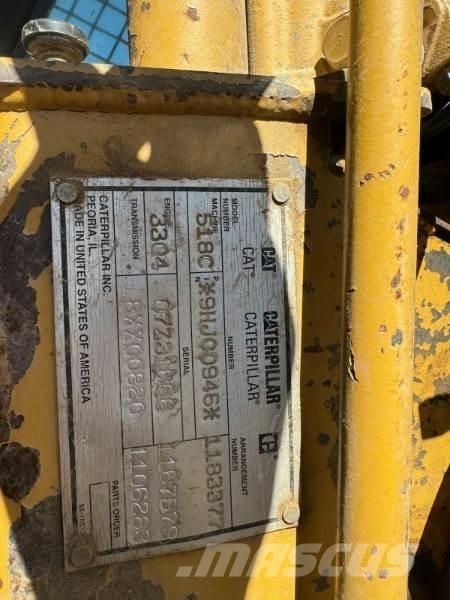 CAT 518C Скидери
