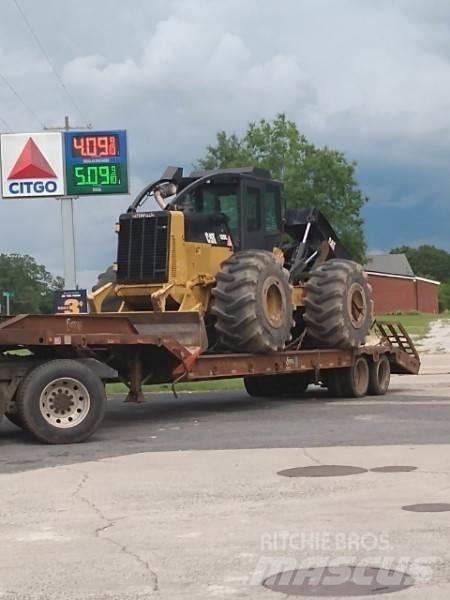 CAT 525C Скидери
