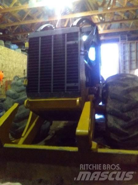 CAT 525C Скидери
