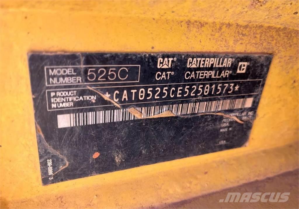 CAT 525C Скидери
