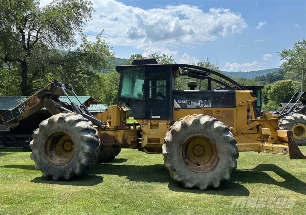 CAT 525C Скидери
