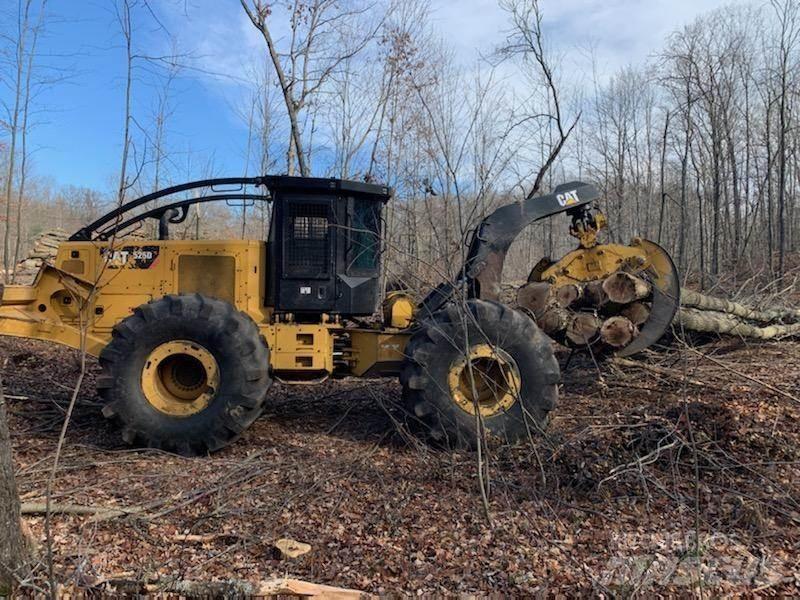 CAT 525D Скидери
