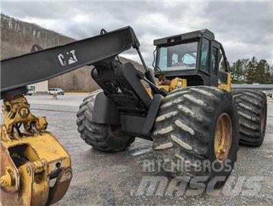 CAT 535C Скидери
