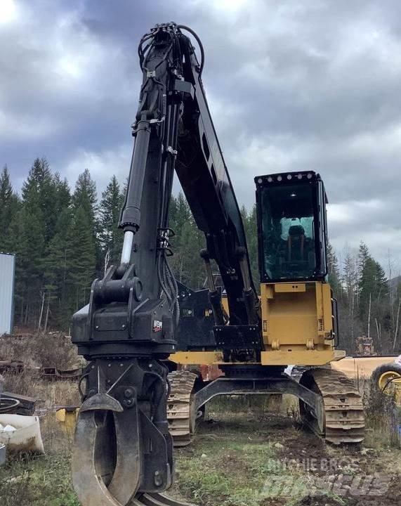 CAT 538 Товарачи с наклонена стрела
