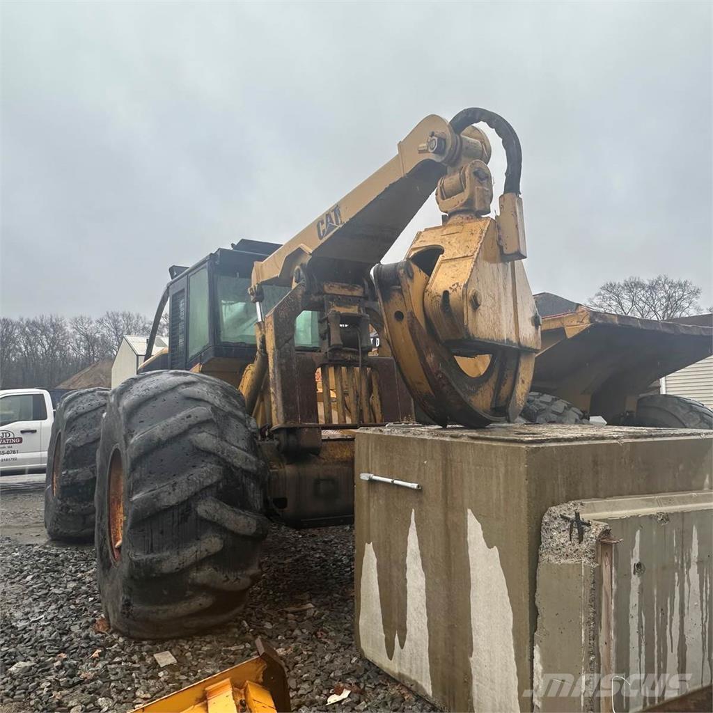 CAT 545 Скидери
