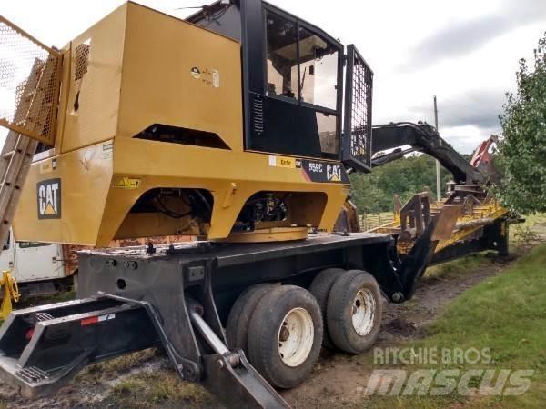 CAT 559C Товарачи с наклонена стрела
