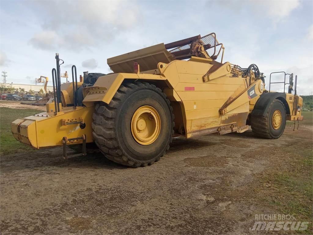 CAT 623K Скрепери
