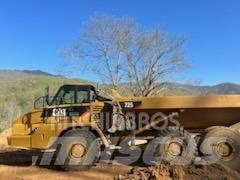 CAT 735 Ванове за доставки
