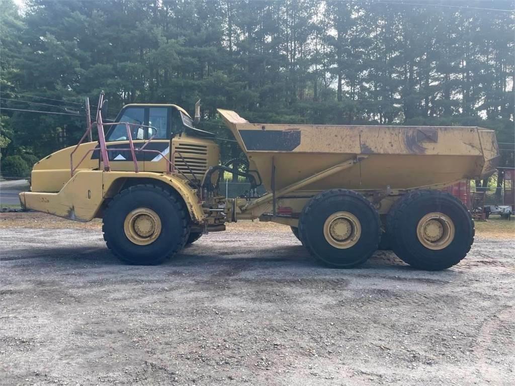 CAT 740 Дъмпери/моторни превозни средства