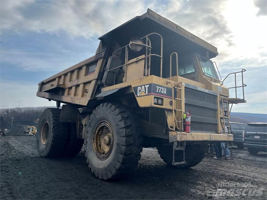 CAT 773B Дъмпери/моторни превозни средства