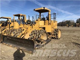 CAT 815B Уплътнители за почва
