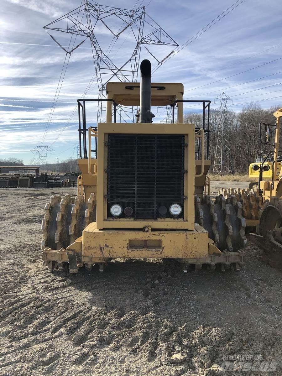 CAT 815B Уплътнители за почва
