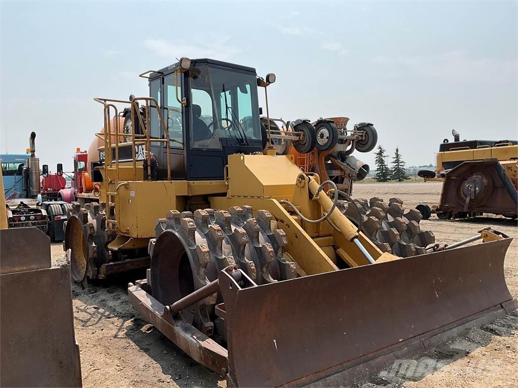 CAT 815F Уплътнители за почва
