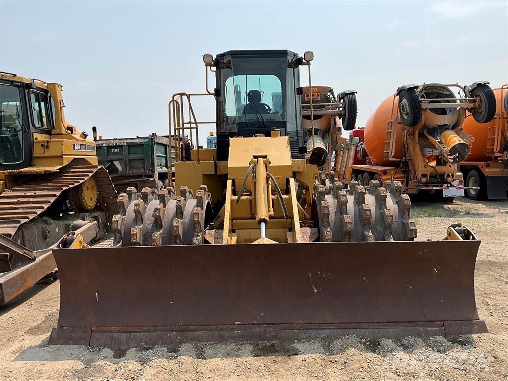 CAT 815F Уплътнители за почва
