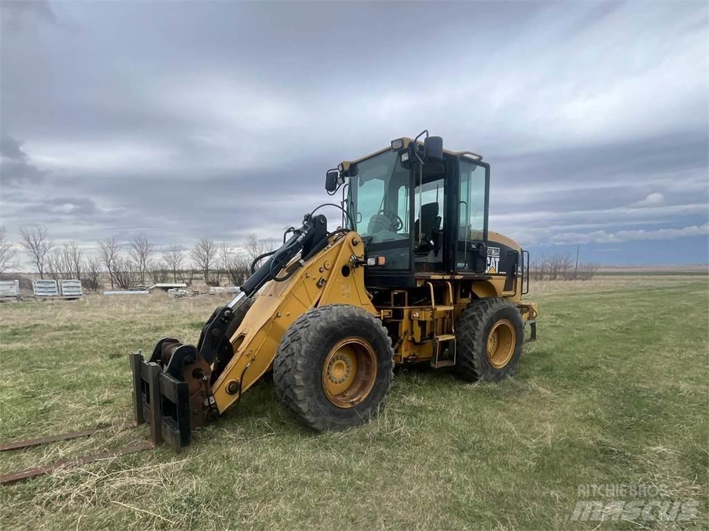 CAT 924G Колесни товарачи