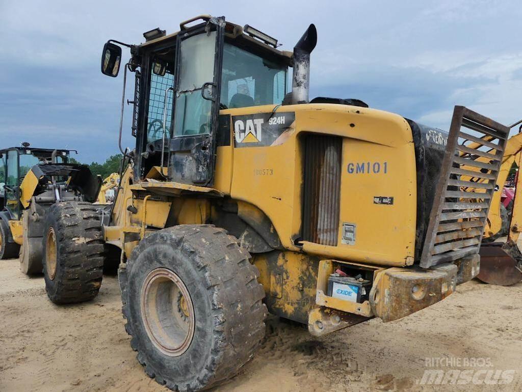CAT 924H Колесни товарачи