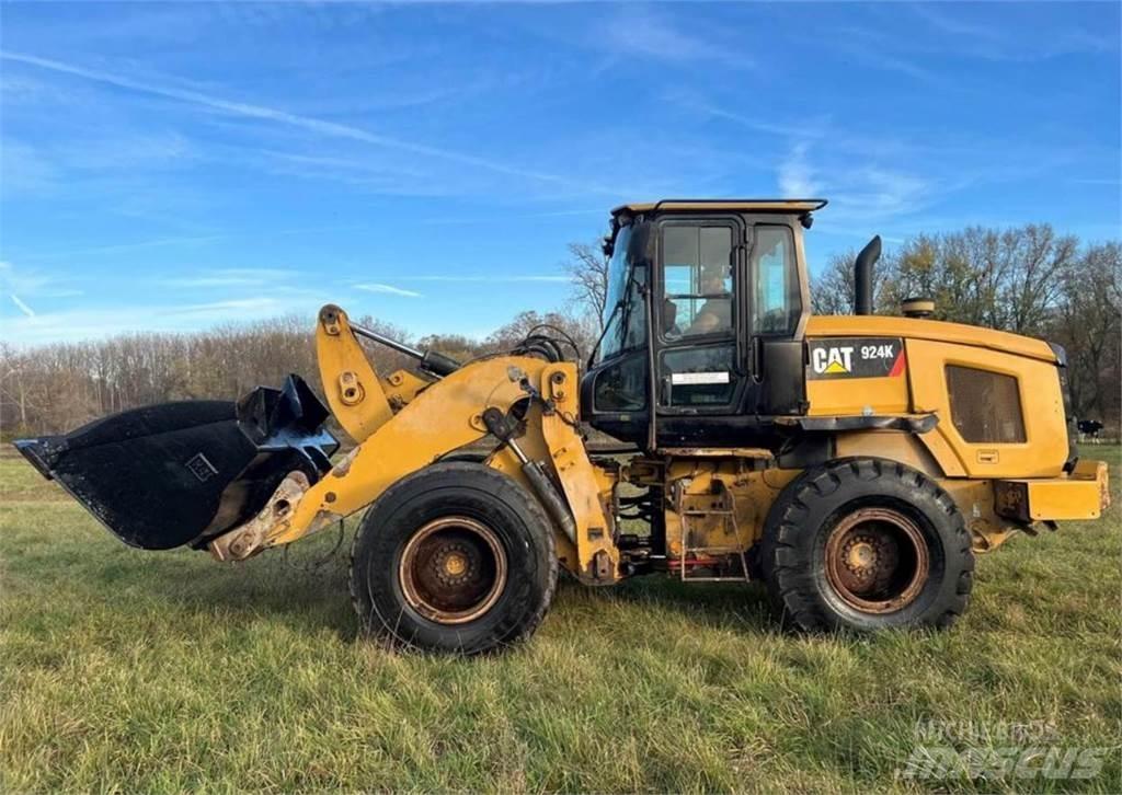 CAT 924K Колесни товарачи