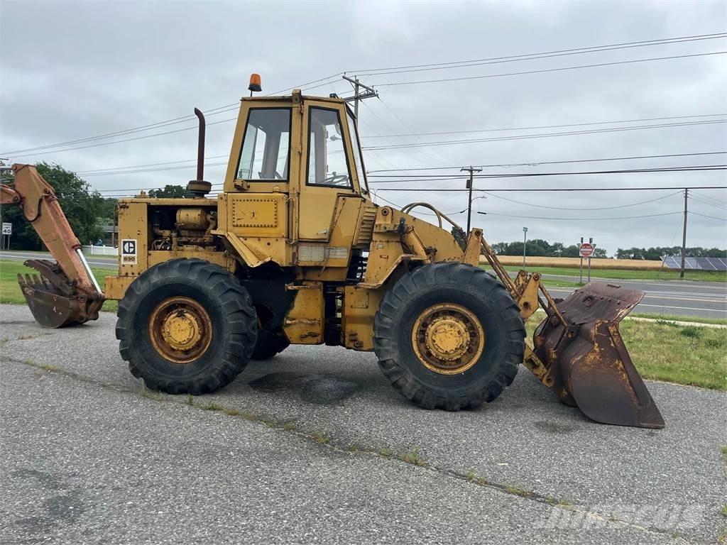 CAT 930 Колесни товарачи