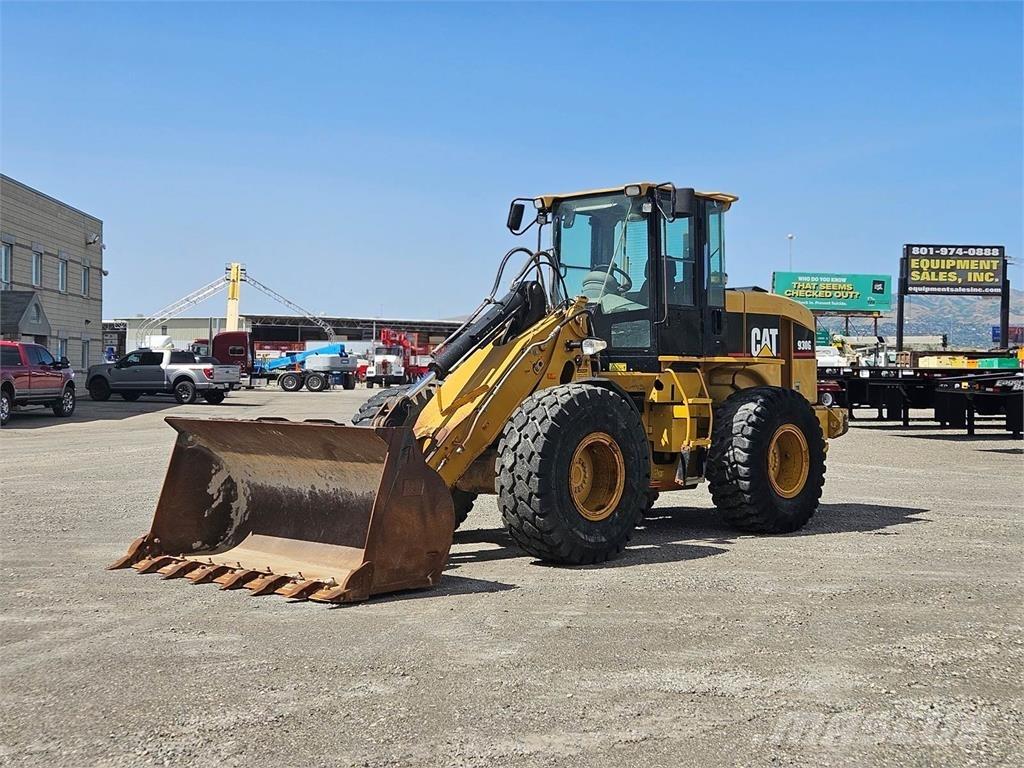 CAT 930G Колесни товарачи