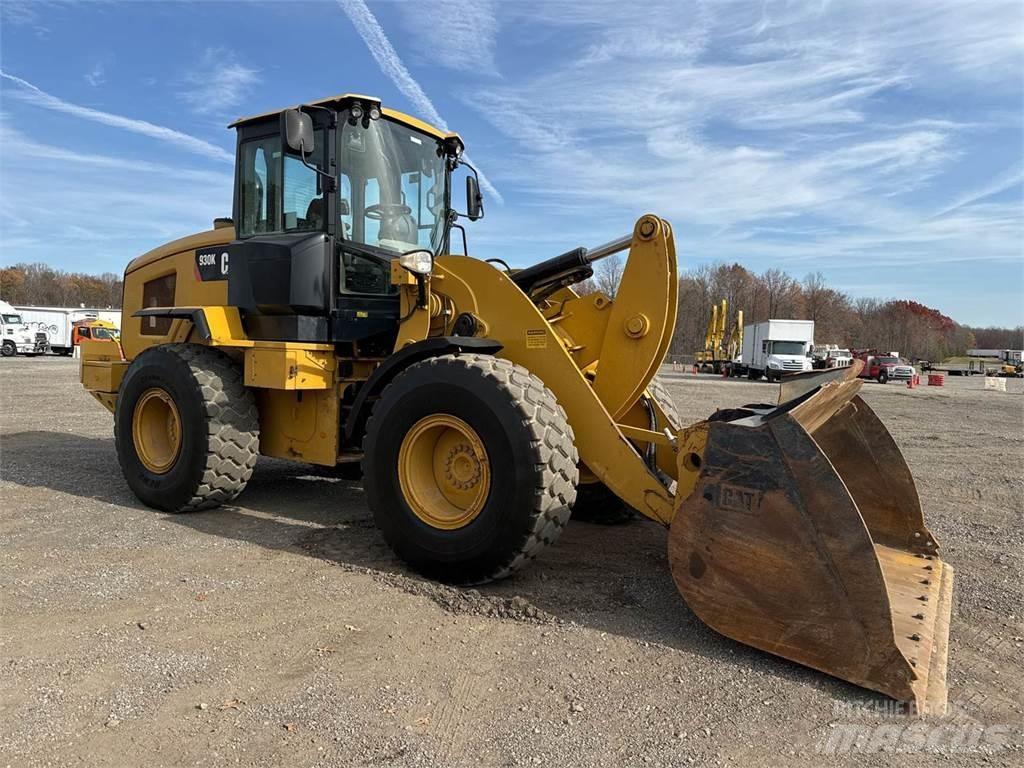 CAT 930K Колесни товарачи