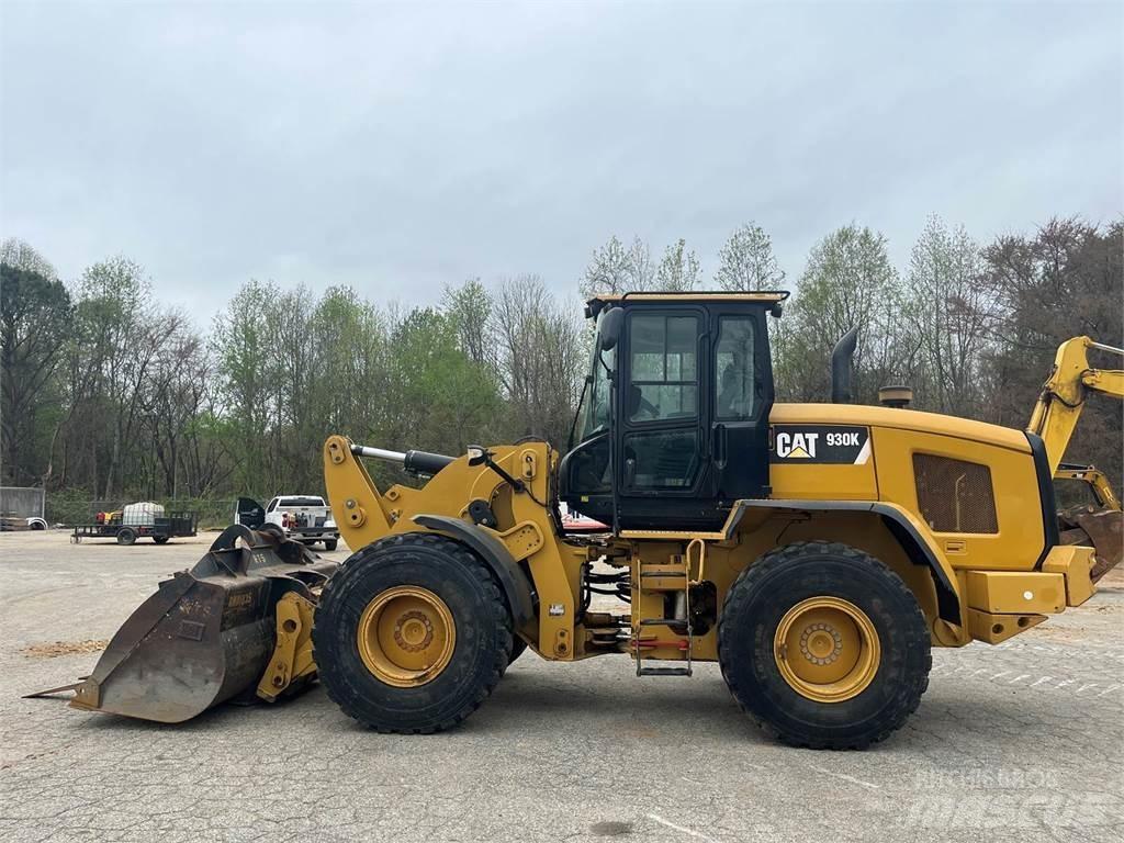 CAT 930K Колесни товарачи