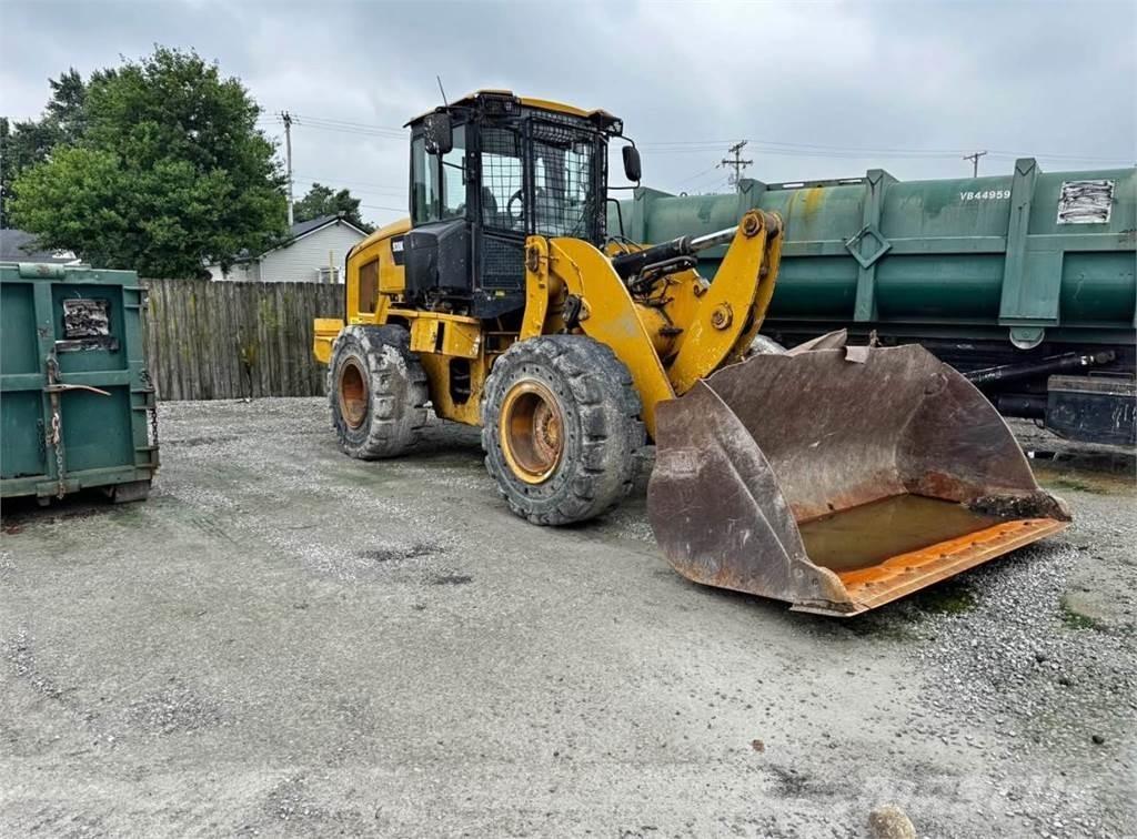 CAT 930K Колесни товарачи