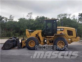 CAT 930M Колесни товарачи