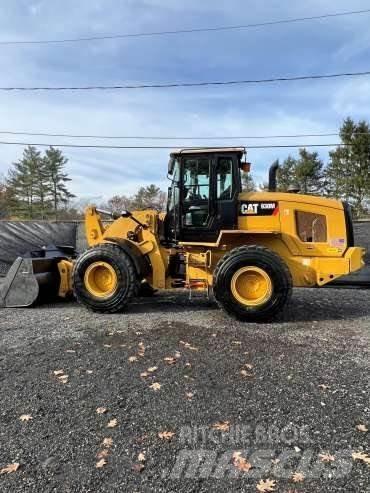 CAT 930M Колесни товарачи
