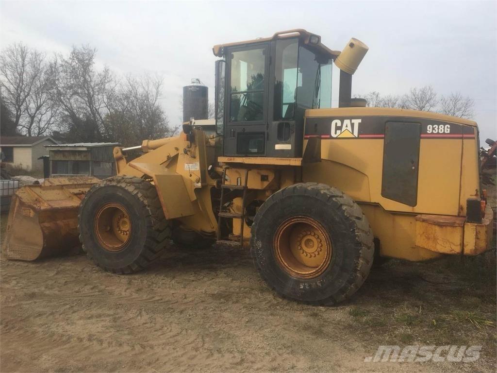 CAT 938G Колесни товарачи