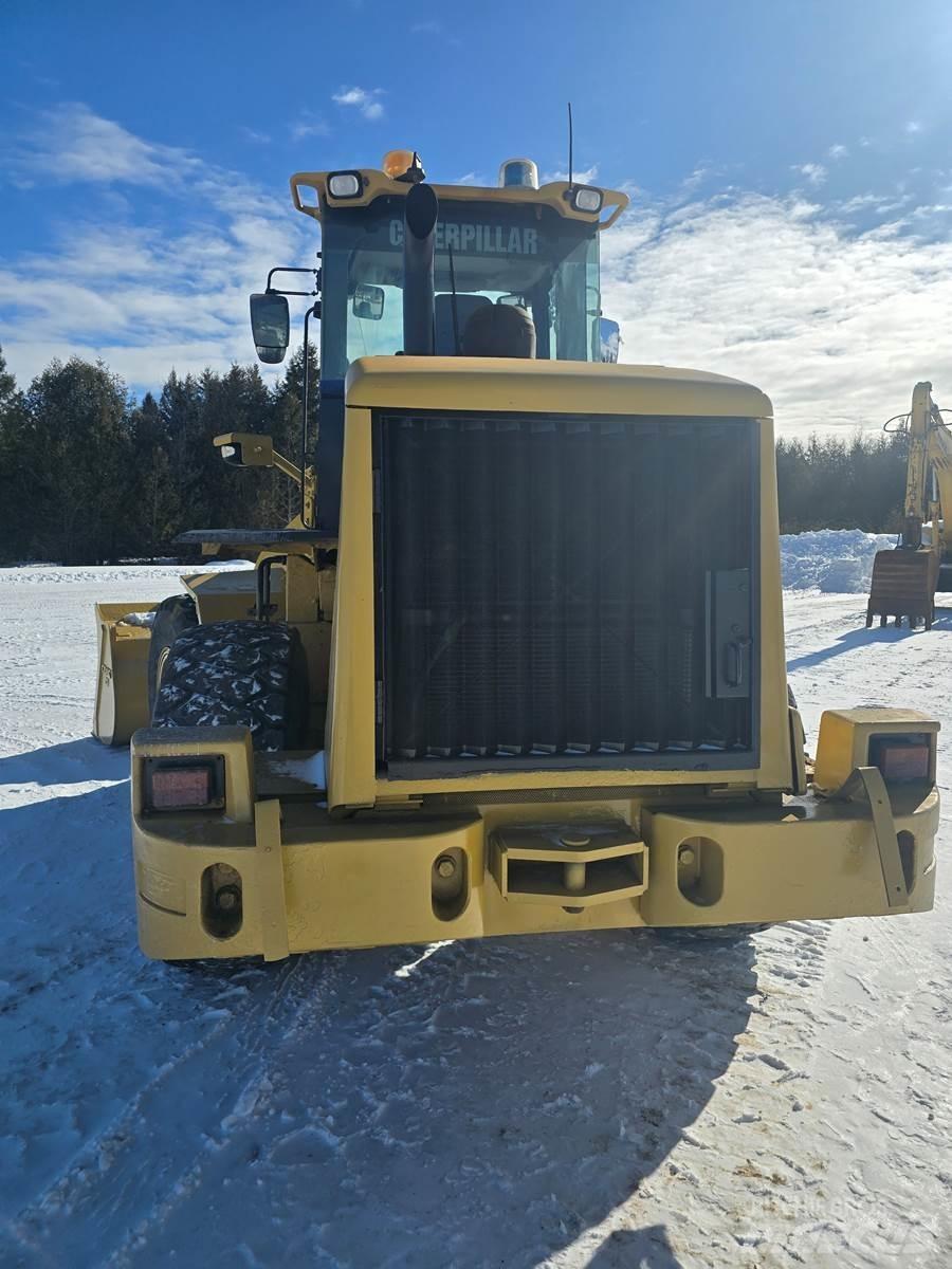 CAT 938H Колесни товарачи