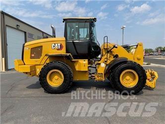 CAT 938M Колесни товарачи